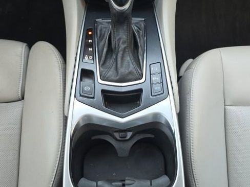 Used 2015 Cadillac SRX Premium w/ Driver Assist Package image 37