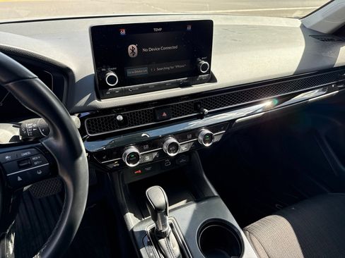 Certified 2023 Honda Civic EX image 18