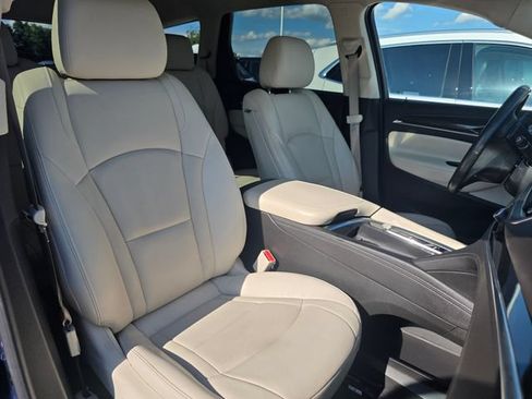 Used 2023 Buick Enclave Essence FWD image 8