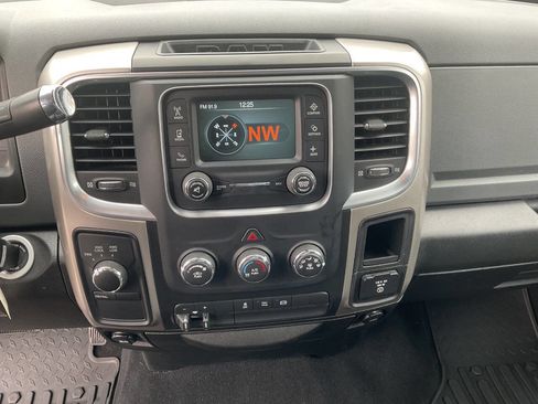 Used 2018 RAM 3500 SLT image 26
