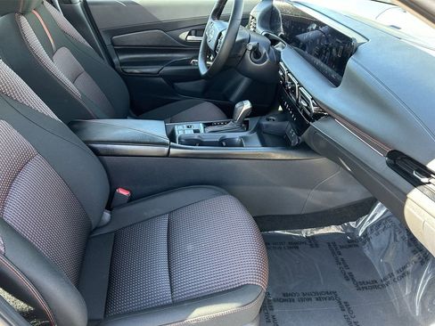 New 2026 Nissan Sentra SR image 12