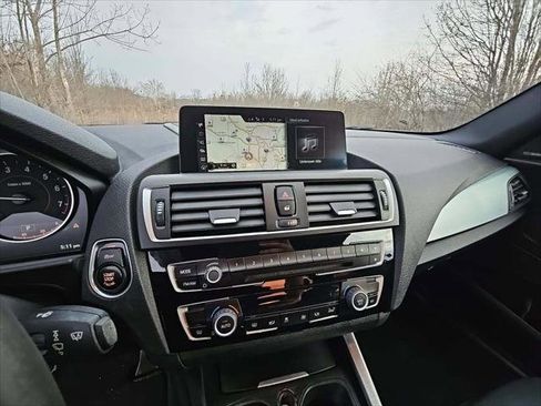 Used 2017 BMW 230i Coupe image 12