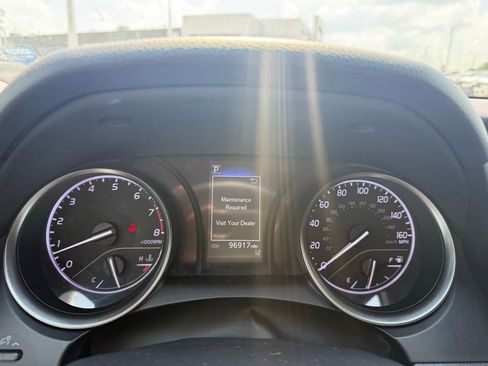 Used 2022 Toyota Camry SE FWD image 15