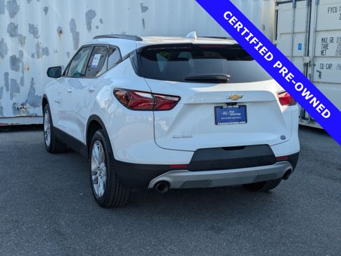 Used 2022 Chevrolet Blazer LT w/ Sound & Technology Package FWD image 6