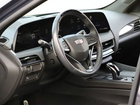 Used 2025 Cadillac CT5 Sport w/ Technology Package image 15