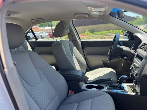 Used 2012 Ford Fusion S FWD image 38