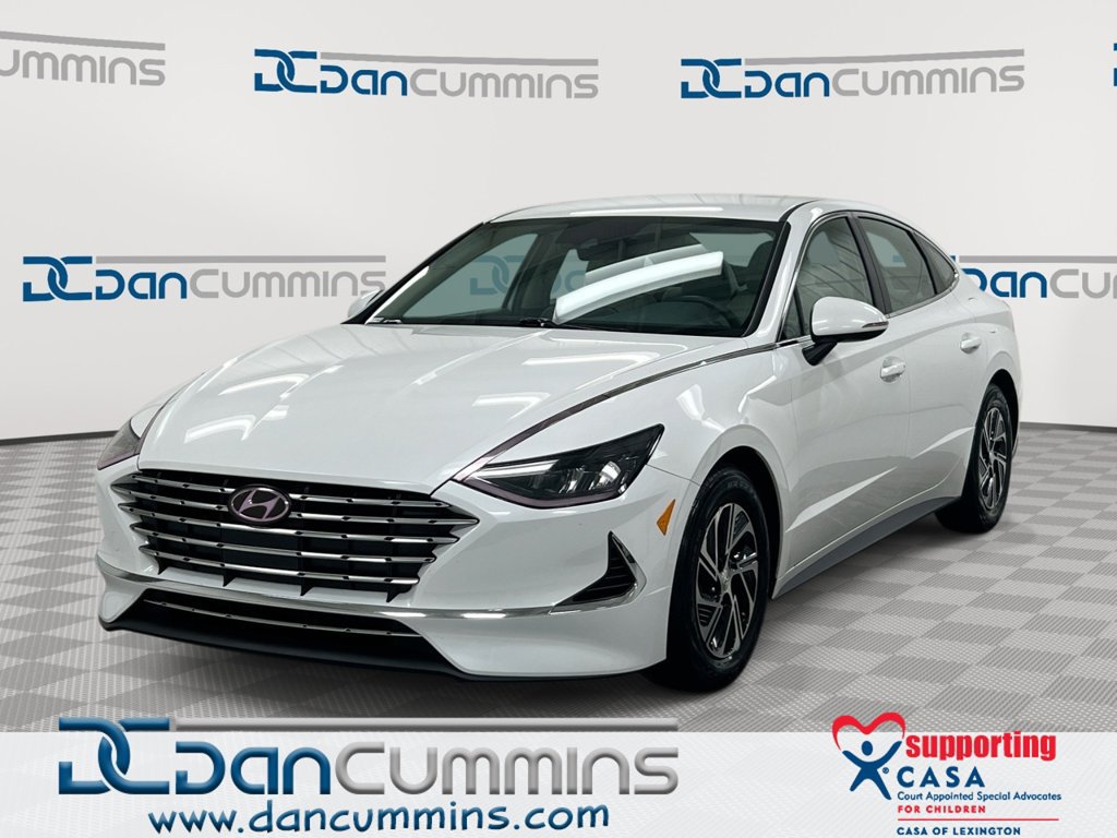 Used 2022 Hyundai Sonata Blue FWD image 1