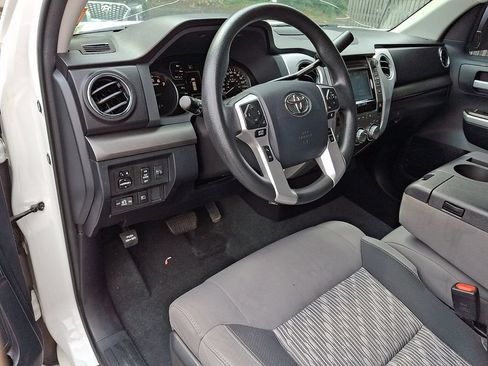 Used 2019 Toyota Tundra SR5 AWD/4WD image 25