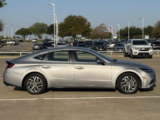 Used 2023 Hyundai Sonata SEL w/ Preferred Accessory Package FWD image 3