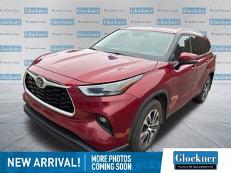Used 2022 Toyota Highlander XLE video 1