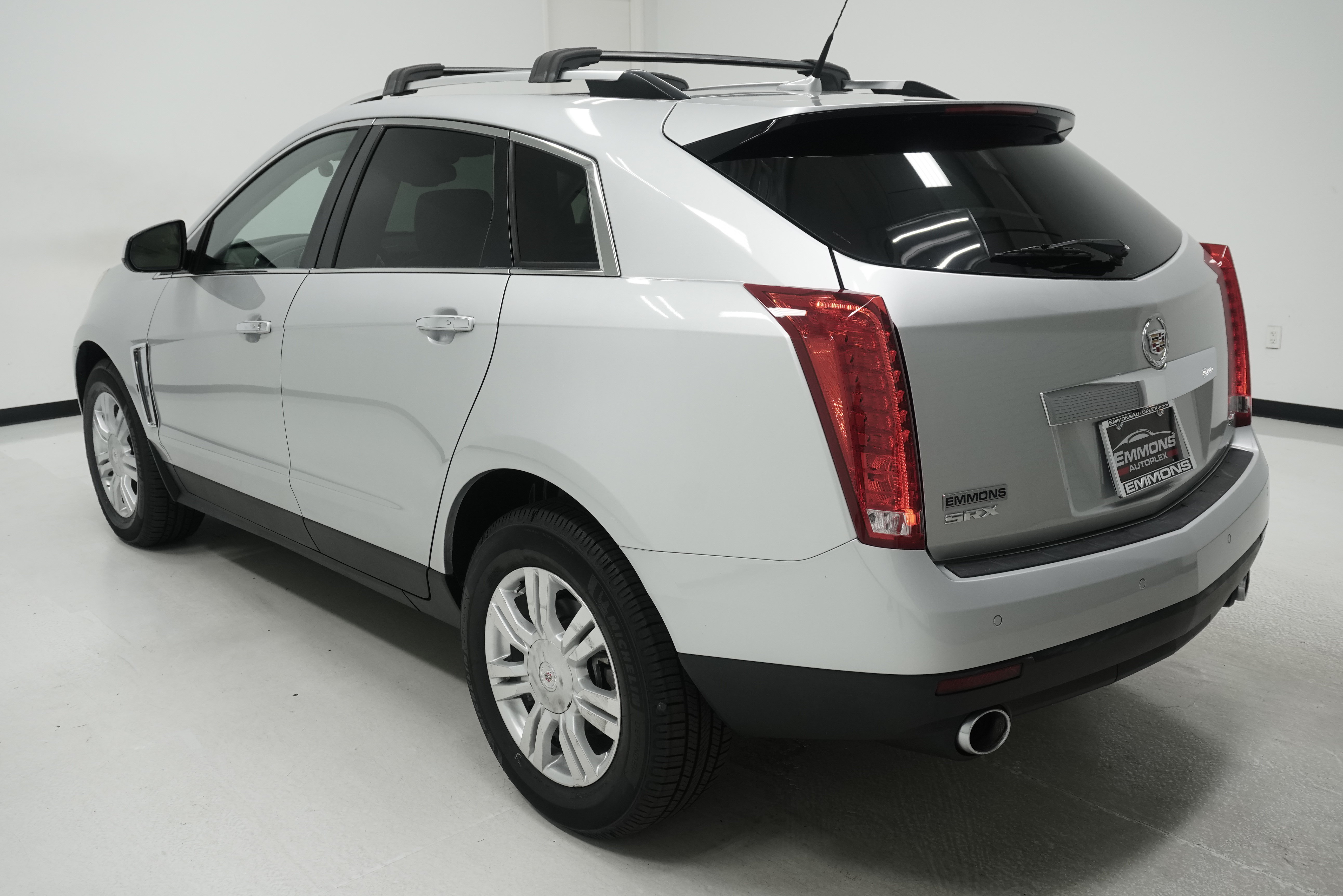 Used 2014 Cadillac SRX Luxury w/ Driver Awareness Package FWD image 6