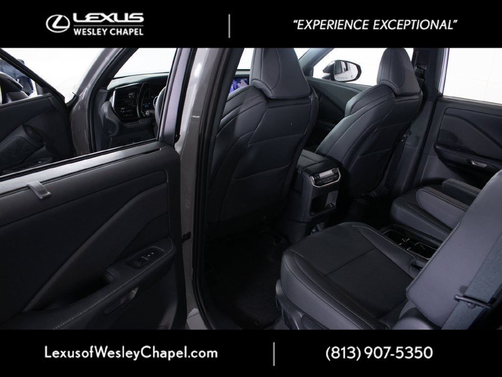 New 2026 Lexus TX 500h AWD w/ Technology Package image 7