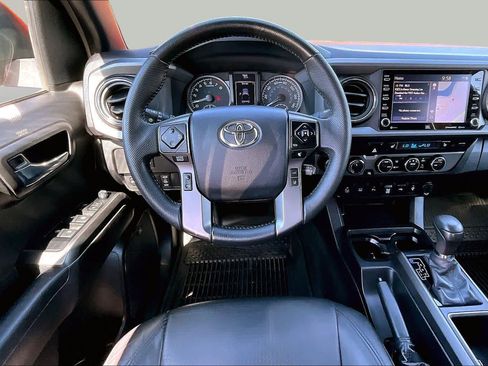 Used 2023 Toyota Tacoma TRD Off-Road w/ TRD Premium Off Road Package AWD/4WD image 5