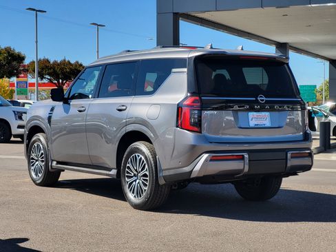 New 2026 Nissan Armada SL image 4