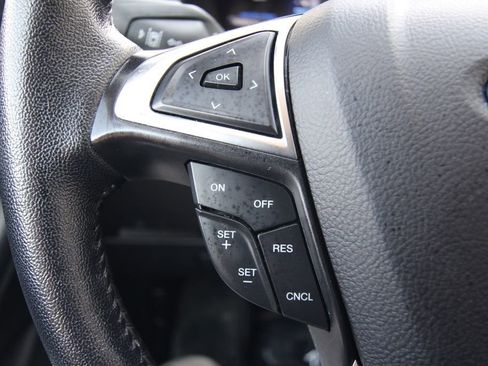 Used 2024 Ford Edge SEL image 19