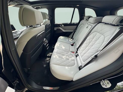 New 2026 BMW X5 xDrive40i w/ Premium Package AWD/4WD image 22