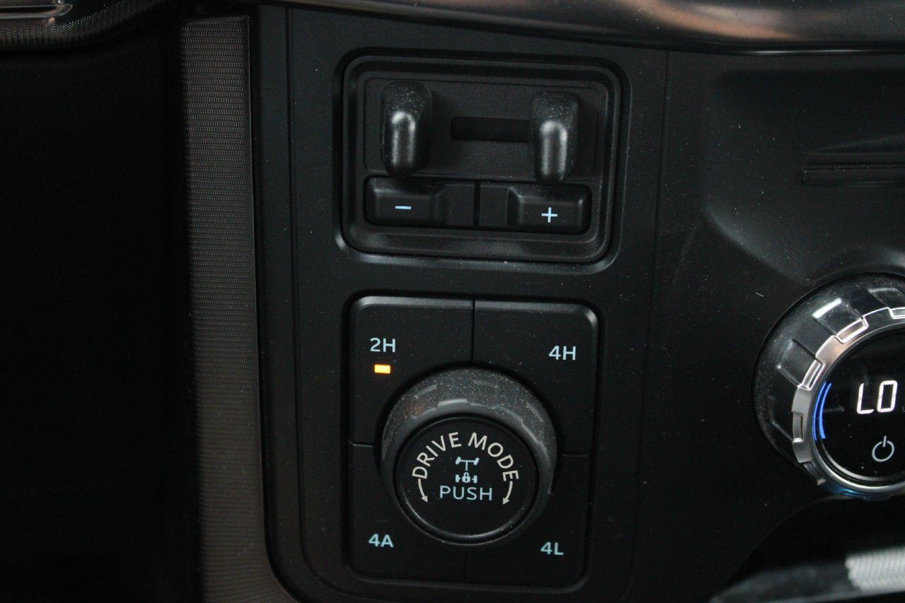 Used 2021 Ford F150 Platinum w/ Tow Technology Package AWD/4WD image 18