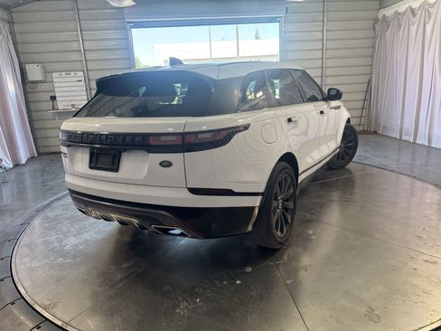 Used 2018 Land Rover Range Rover Velar R-Dynamic SE AWD/4WD image 5