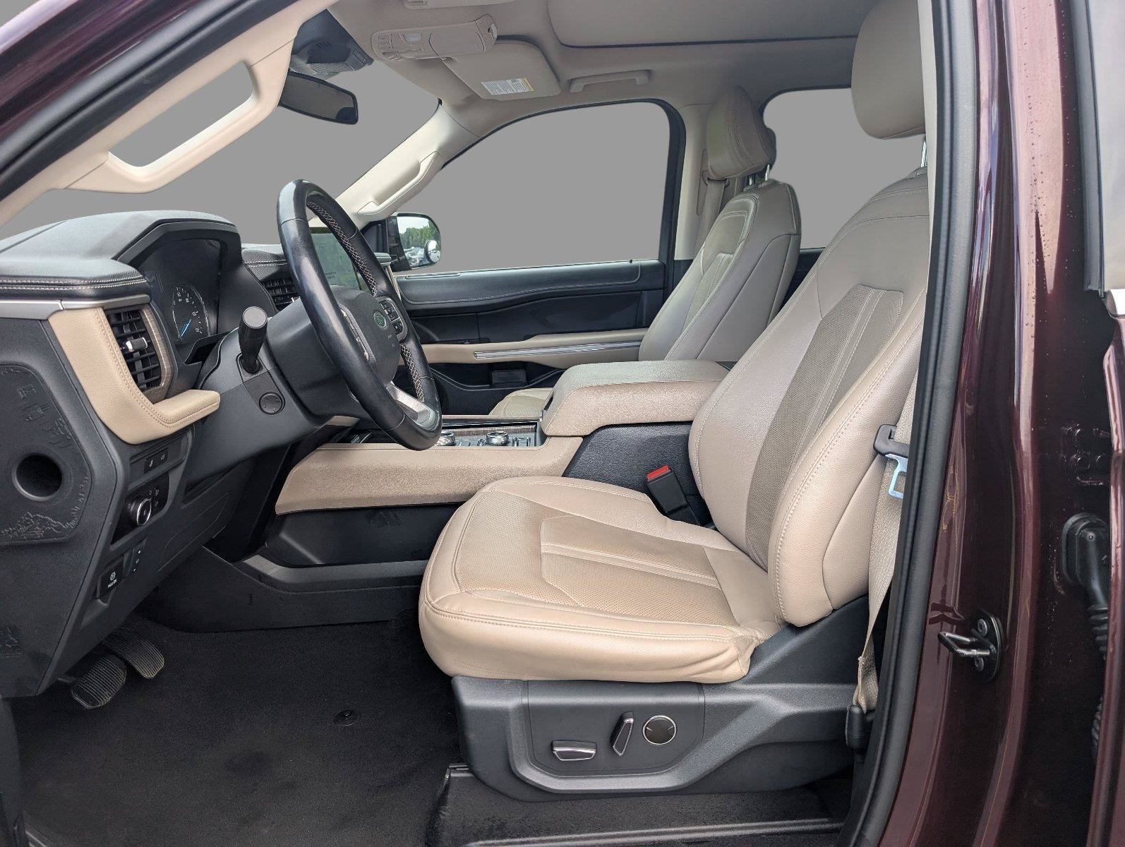 Used 2024 Ford Expedition Max Limited AWD/4WD image 14