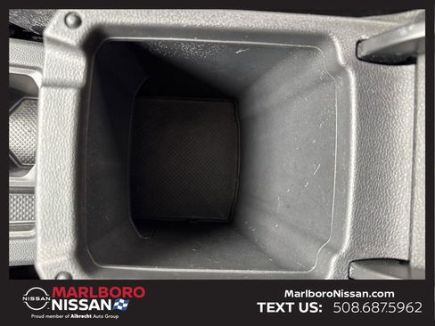 Used 2020 Volkswagen Tiguan S image 30