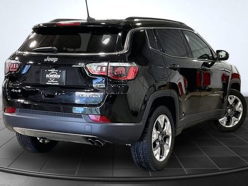 Used 2017 Jeep Compass Limited AWD/4WD image 2