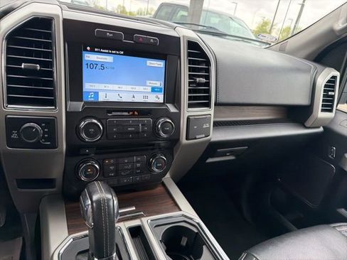 Used 2017 Ford F150 Lariat AWD/4WD image 10