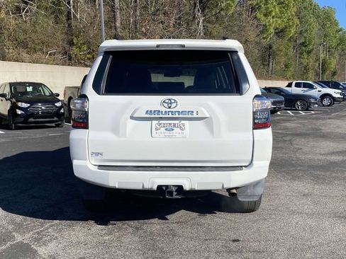 Used 2021 Toyota 4Runner SR5 Premium image 5