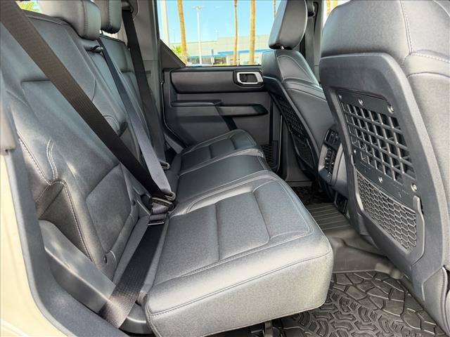 Used 2026 Ford Bronco Badlands AWD/4WD image 10