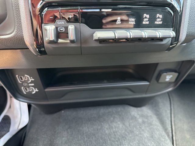 New 2026 RAM 2500 Tradesman AWD/4WD image 37