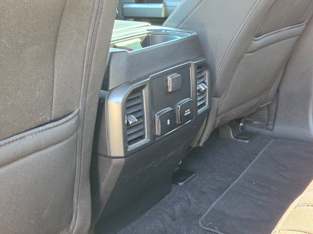 Used 2018 Ford F150 XLT w/ Equipment Group 302A Luxury AWD/4WD image 12