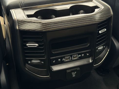 Used 2020 RAM 1500 Limited AWD/4WD image 37