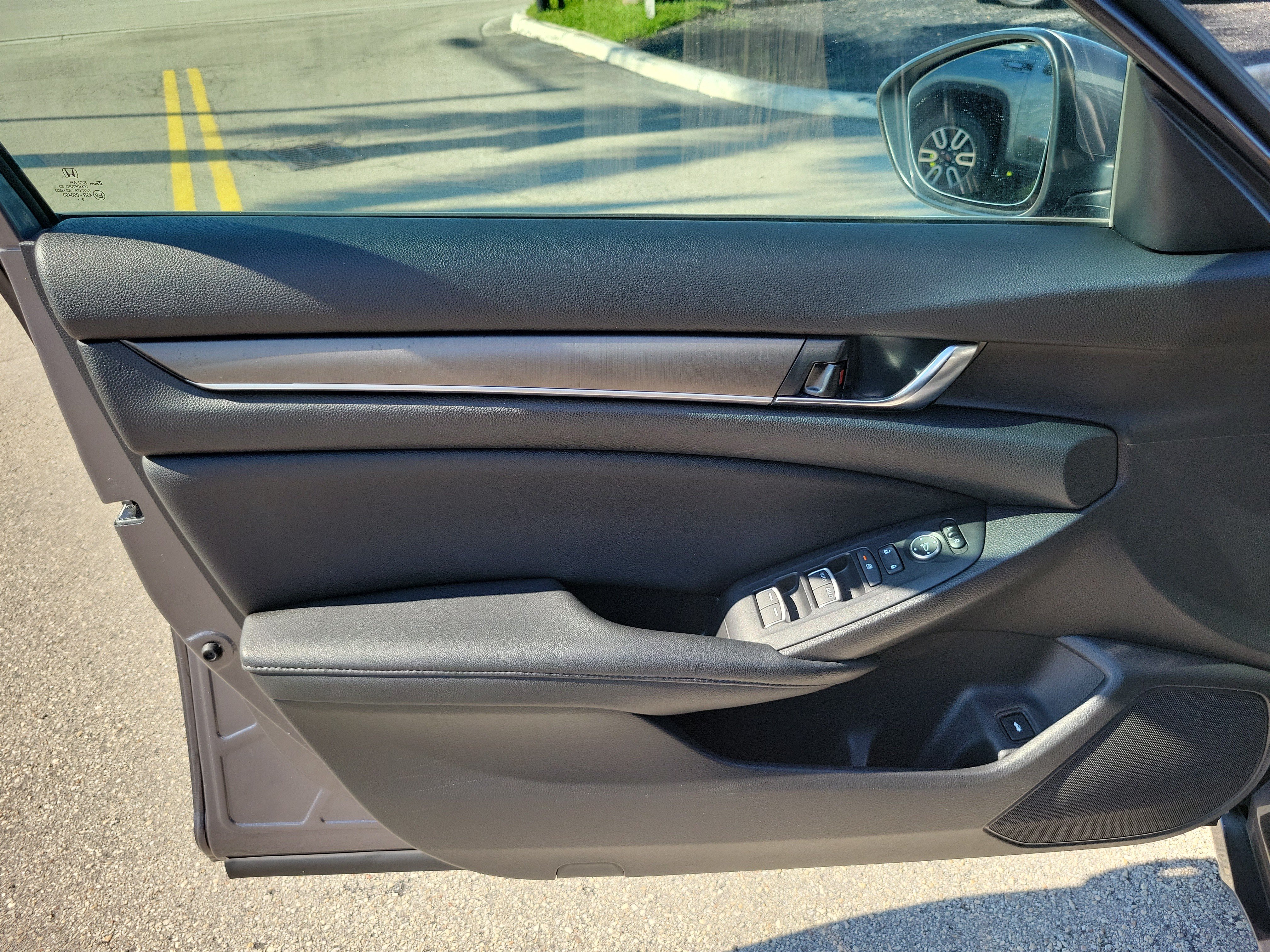 Used 2021 Honda Accord LX image 21