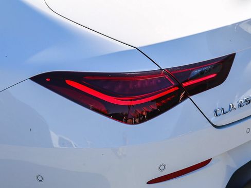 Certified 2026 Mercedes-Benz CLA 250 image 8