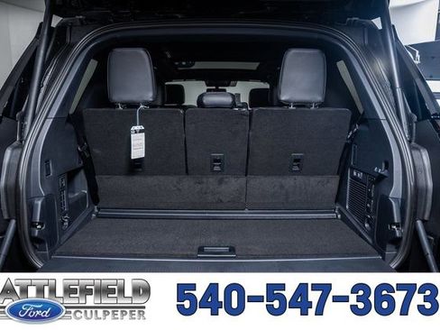 New 2025 Ford Expedition Platinum w/ Stealth Performance Package image 9