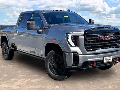 Used 2025 GMC Sierra 2500 AT4 w/ AT4 Premium Plus Package