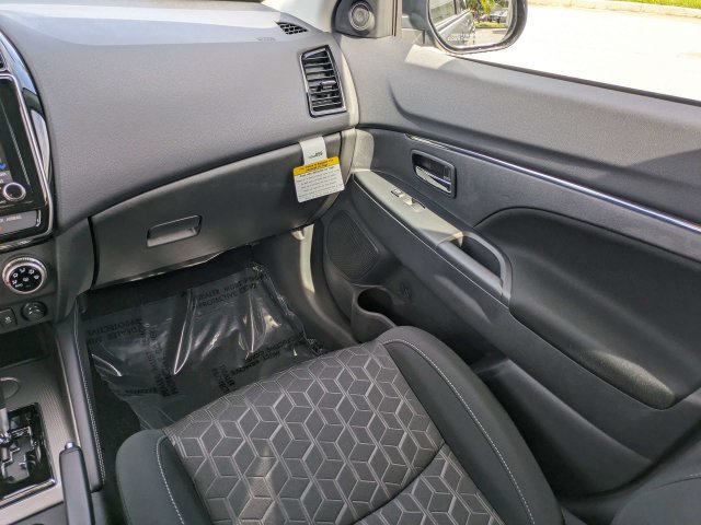 New 2027 Mitsubishi Outlander Sport ES FWD image 17