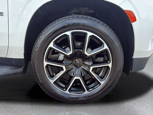 Used 2021 Chevrolet Tahoe RST w/ Luxury Package AWD/4WD image 49