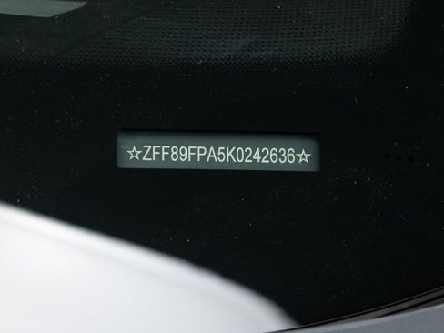 Certified 2019 Ferrari Portofino image 31