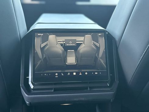 Used 2024 Tesla Cybertruck Cyberbeast AWD/4WD image 25