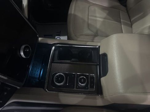 Used 2023 Ford Expedition Limited image 13