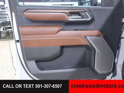Used 2024 GMC Sierra 2500 Denali Ultimate AWD/4WD image 33