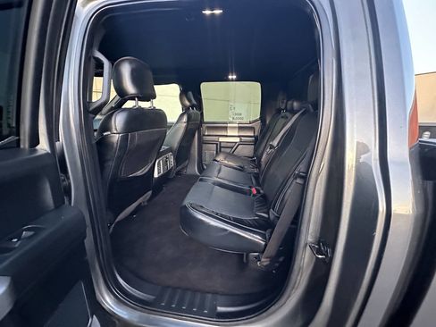 Used 2016 Ford F150 Lariat w/ Equipment Group 502A Luxury AWD/4WD image 11