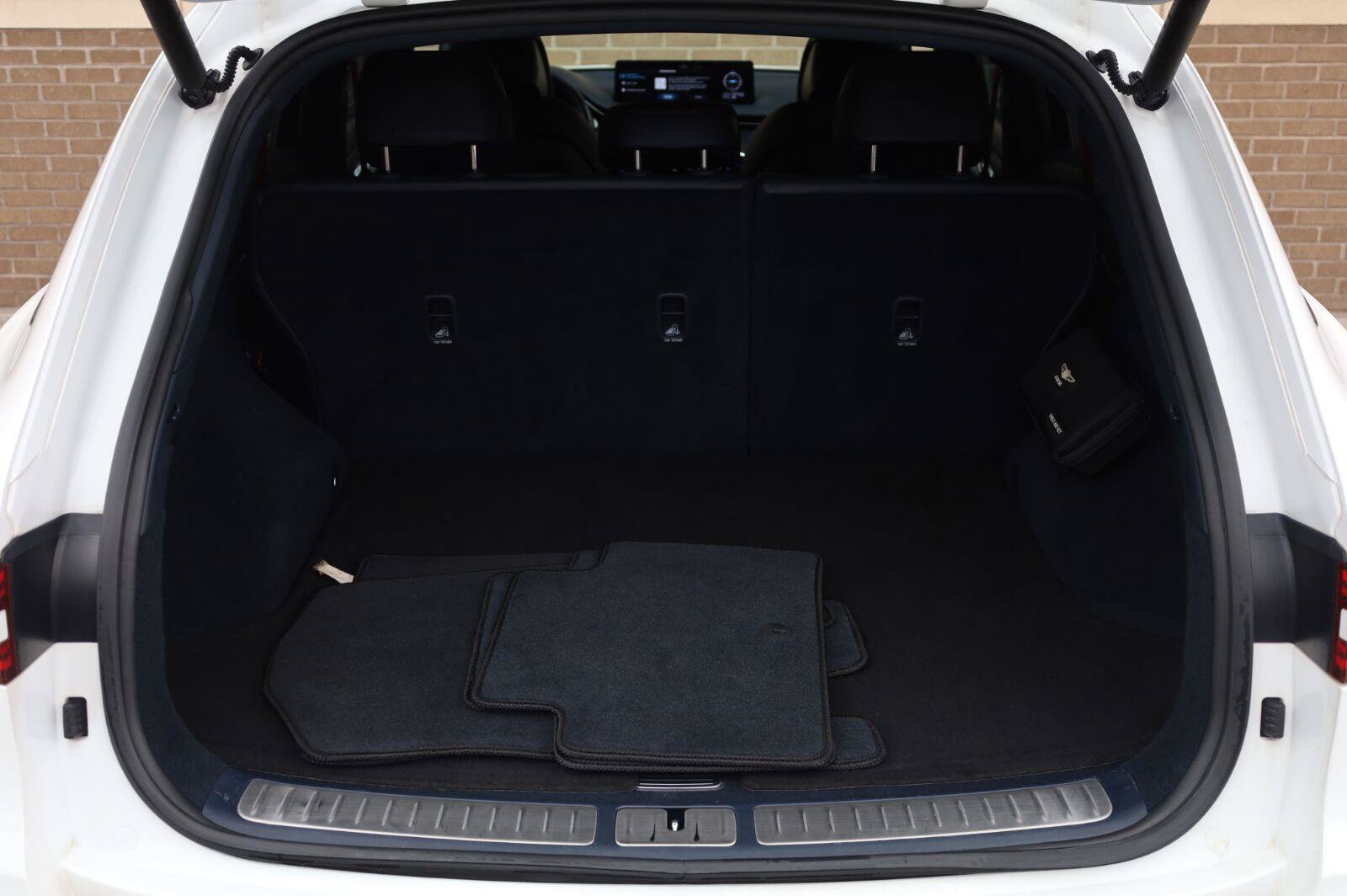 Used 2022 Genesis GV70 3.5T Sport AWD/4WD image 14