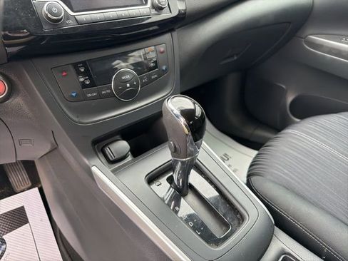 Used 2018 Nissan Sentra SV image 34