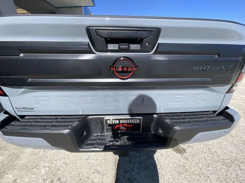 Used 2025 Nissan Frontier PRO-4X w/ Pro Convenience Package image 30