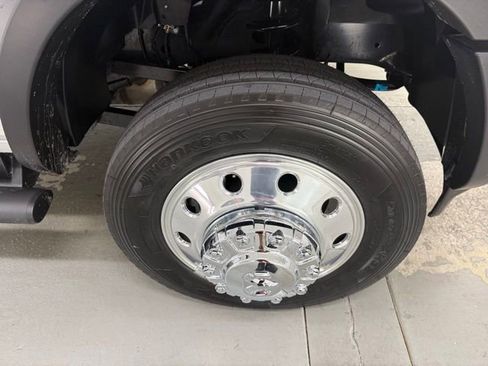 New 2026 RAM 5500 Tradesman w/ Chrome Appearance Group image 4