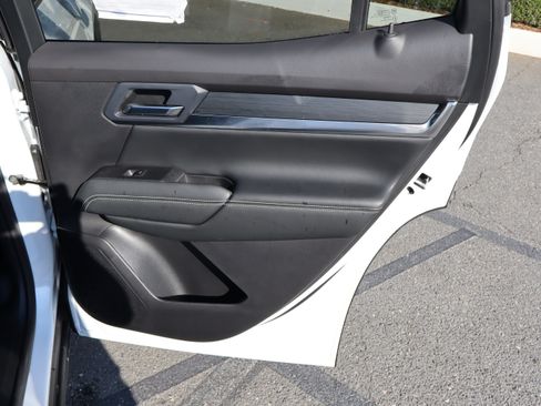 Used 2025 GMC Terrain Elevation AWD/4WD image 32