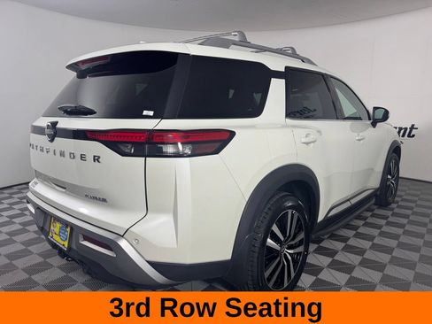 Used 2023 Nissan Pathfinder Platinum FWD image 7