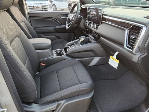 New 2026 GMC Canyon Elevation w/ Convenience Package image 15