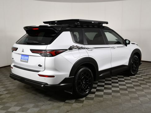 New 2026 Mitsubishi Outlander AWD image 6